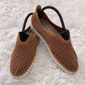 ILse Jacobsen gold scalloped micro suede slip on sneakers